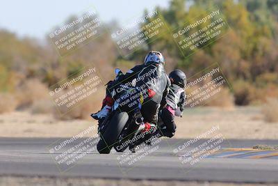 media/Dec-18-2022-SoCal Trackdays (Sun) [[8099a50955]]/Turn 7 Backside (1125am)/